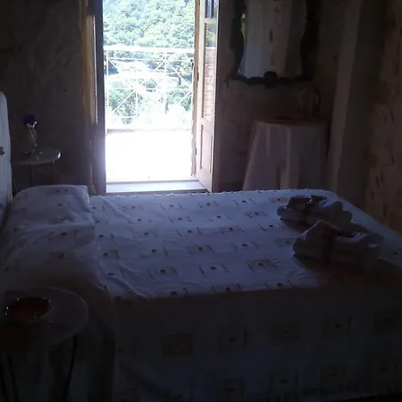 Revera Traditional Stone Villas, Apartments&studios