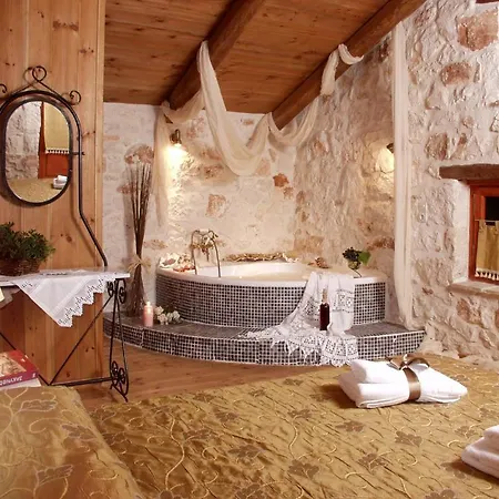 Villa Revera Traditional Stone Villas, Apartments&studios Keri